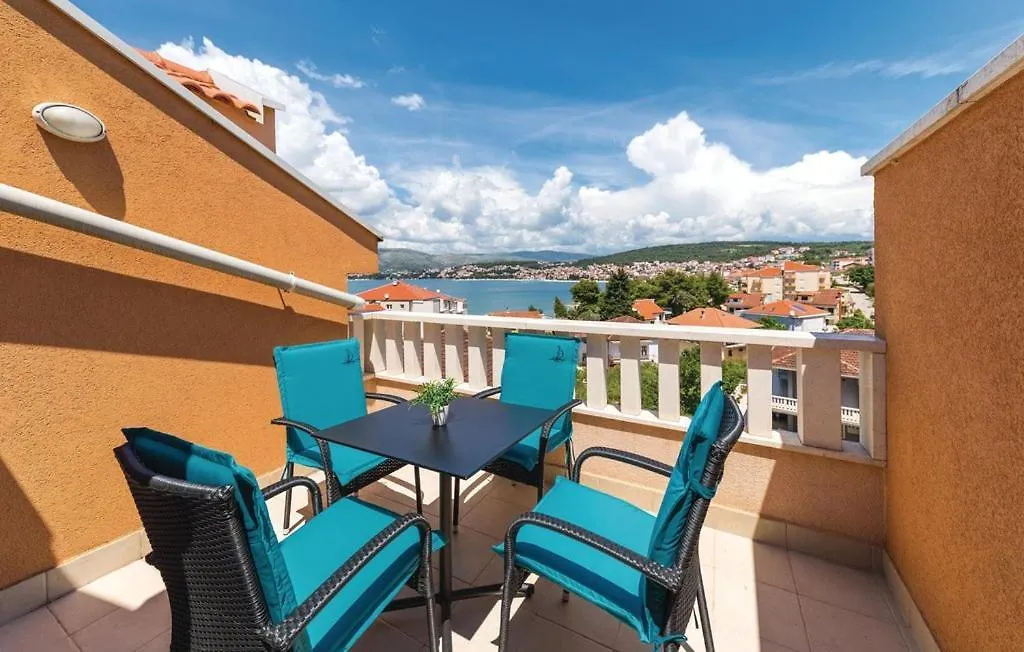 Penthouse Dea Bye The Sea Apartment Okrug Gornji
